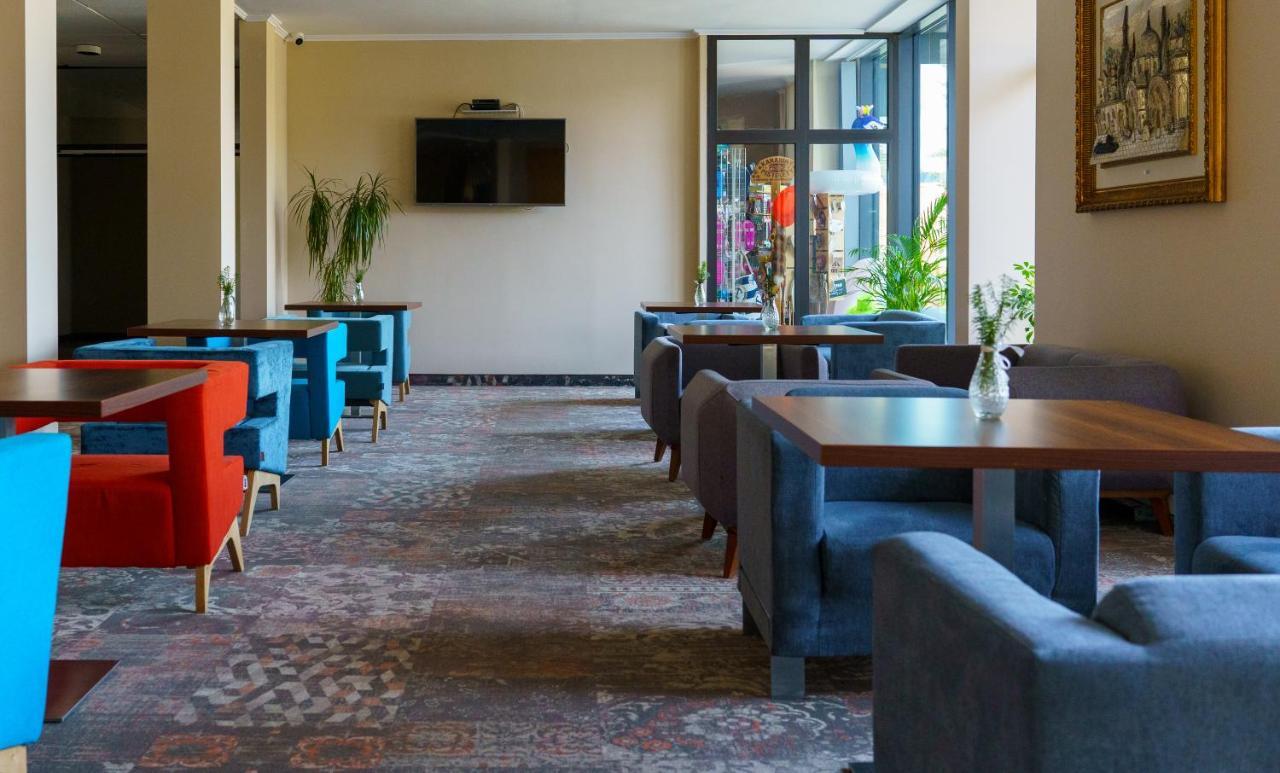 Hotel Mragowo Resort&Spa Bagian luar foto