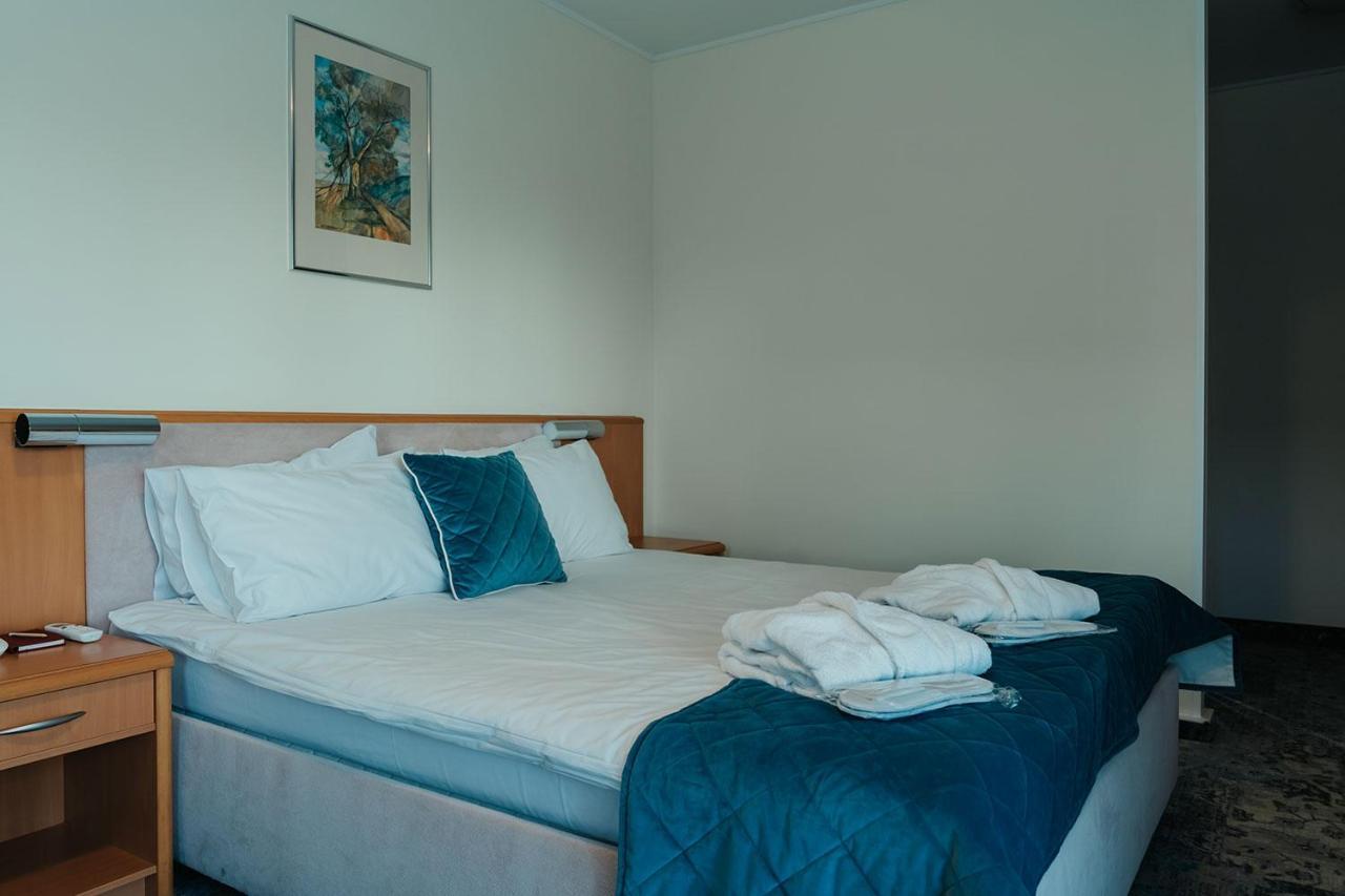 Hotel Mragowo Resort&Spa Bagian luar foto