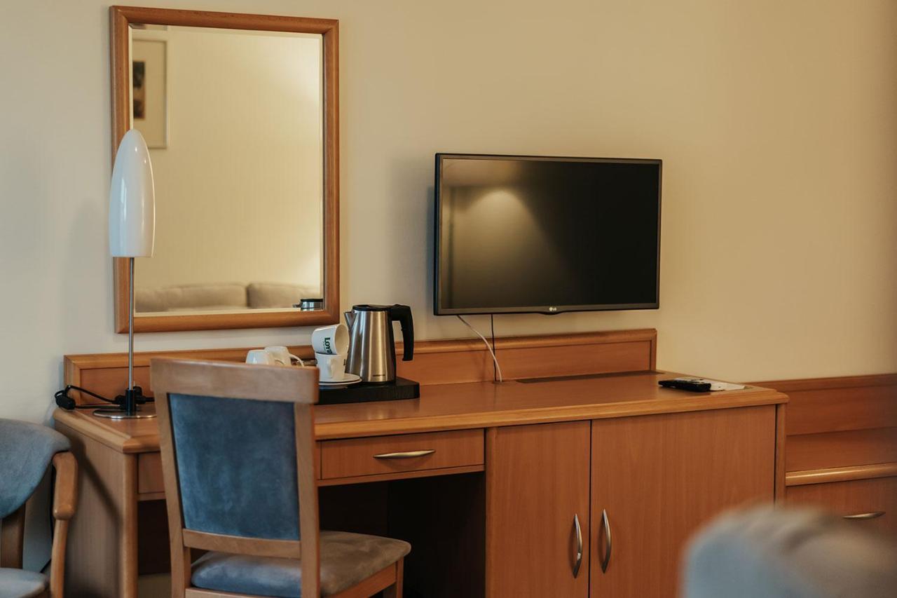 Hotel Mragowo Resort&Spa Bagian luar foto