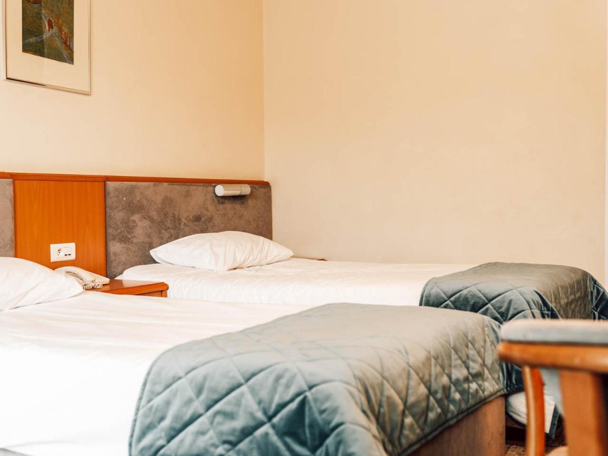 Hotel Mragowo Resort&Spa Bagian luar foto